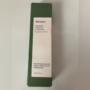 JMsolution - Heartleaf Moisture Sunscreen SPF 50 - 1.69oz
